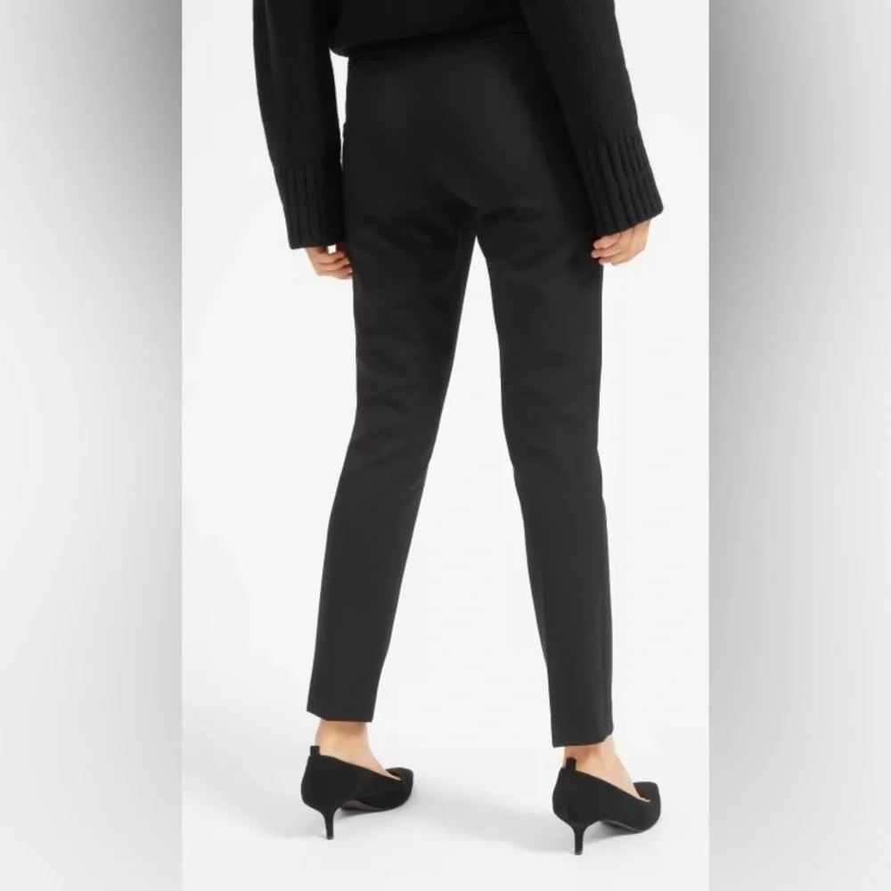 Everlane The Slim Wool Pant in Black size 10 high rise ankle length pleated - Picture 4 of 10